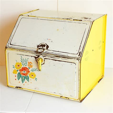 Vintage Two Door Metal Bread Box 